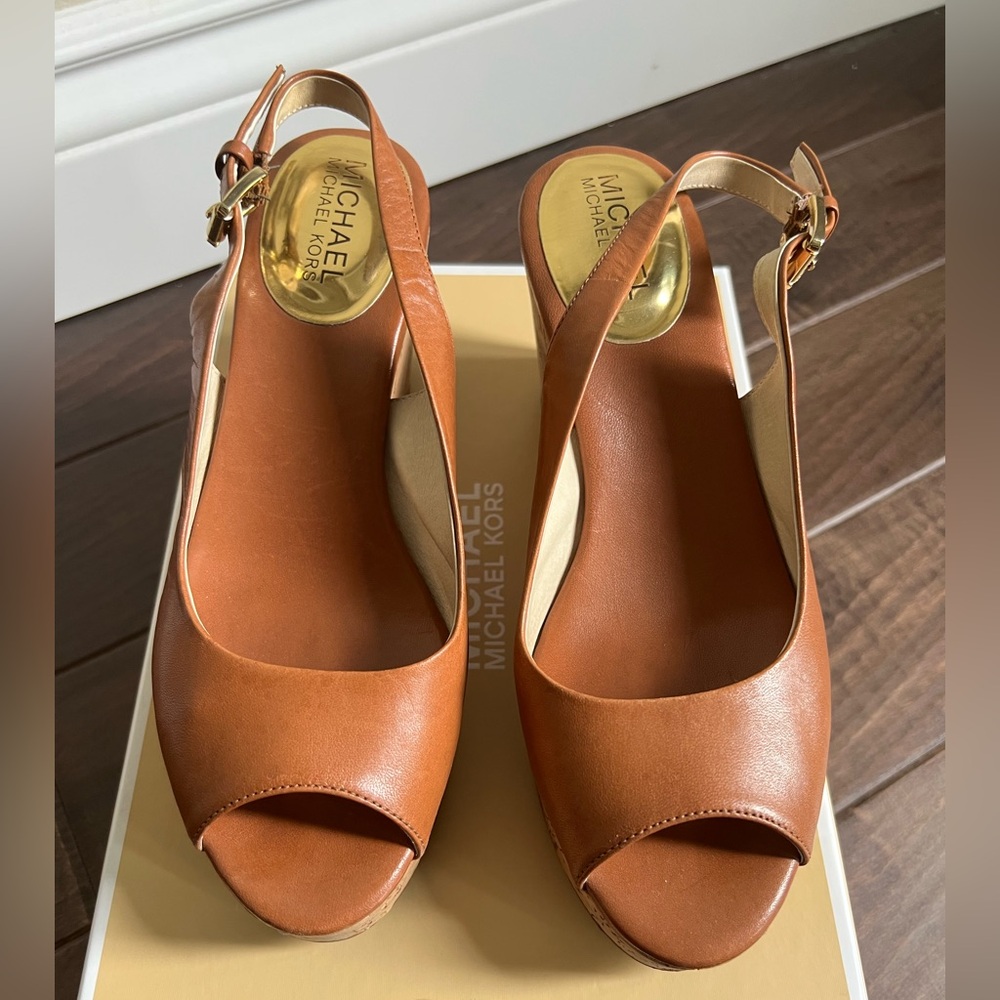 Michael Kors wedge heels Excellent condition